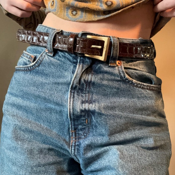 Faux leather belt - Picture 2 of 5